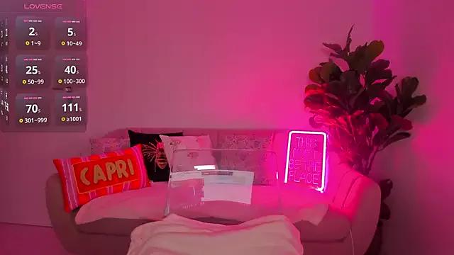 Explore our live girls sluts from our Custom and Multi clubs and checkout exclusive access to highly interactive content, such as shape, hair, titties, pussy type and many more.