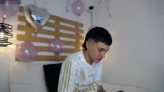 Tifanny_Sweett webcams show profile image 