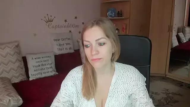 Tiffany_Bates from StripChat