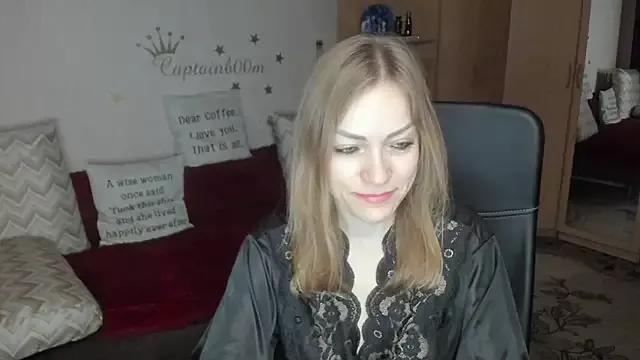 Explore our live girls sluts from our Custom and Multi clubs and checkout exclusive access to highly interactive content, such as shape, hair, titties, pussy type and many more.