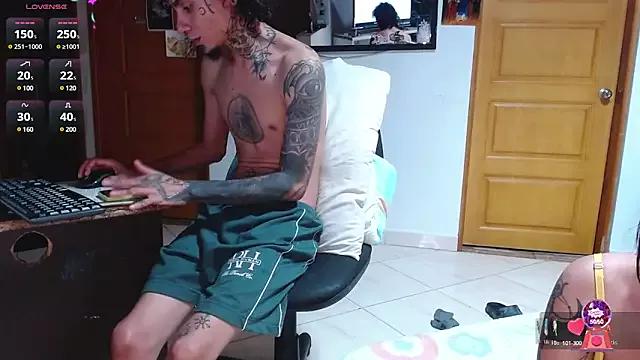 Tiffany_prettygirl from StripChat