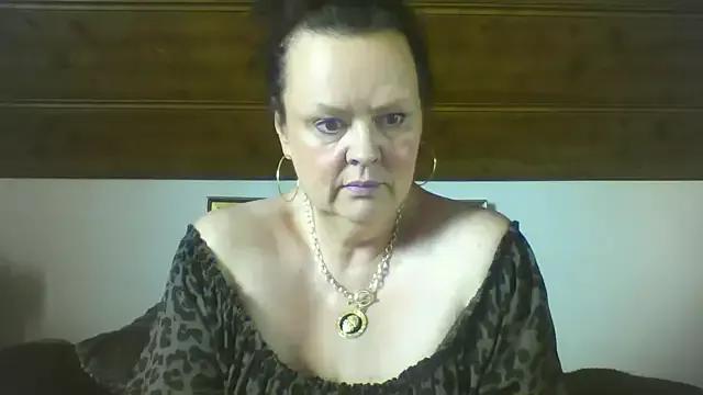 TiffanyMature from StripChat
