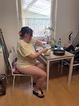 Tightassslut18 from StripChat is Freechat