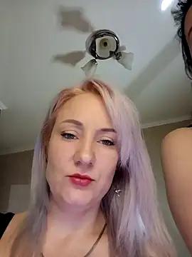 Explore our live girls sluts from our Custom and Multi clubs and checkout exclusive access to highly interactive content, such as shape, hair, titties, pussy type and many more.
