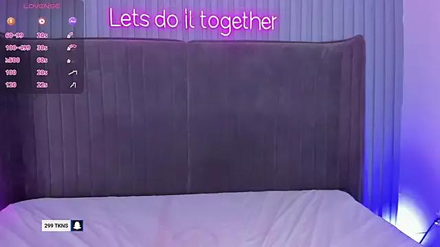 Explore our live girls sluts from our Custom and Multi clubs and checkout exclusive access to highly interactive content, such as shape, hair, titties, pussy type and many more.