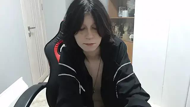 TinaQuiin from StripChat is Freechat