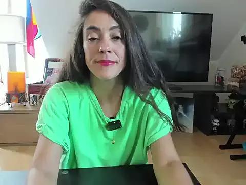 tinny_williams from StripChat is Freechat