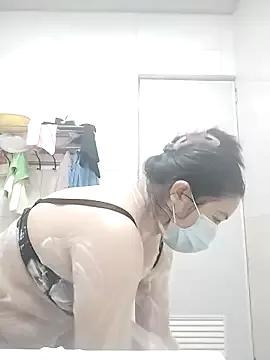 Photos of TinyLa from StripChat is Freechat