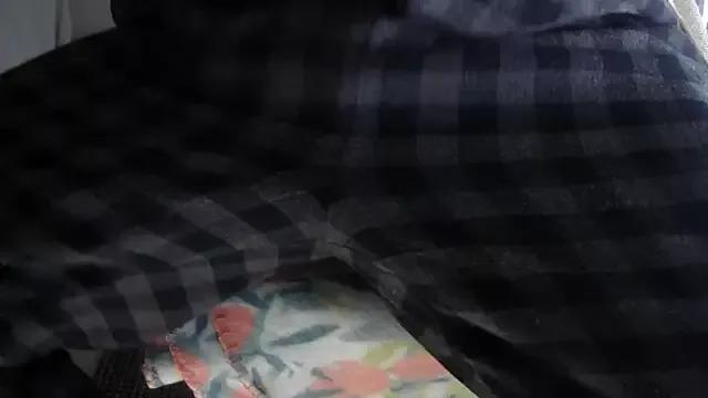 TinyPussyBigDumbCock from StripChat is Freechat