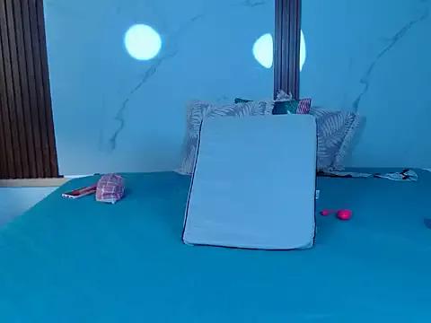 Tinyy_rose from StripChat is Freechat