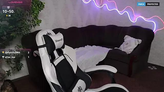 Explore our live girls sluts from our Custom and Multi clubs and checkout exclusive access to highly interactive content, such as shape, hair, titties, pussy type and many more.