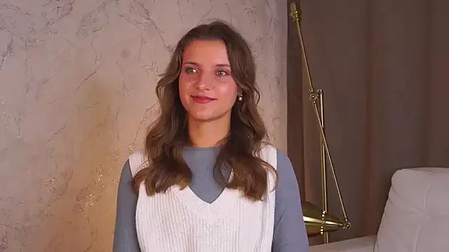 TonaBrunick from StripChat is Freechat