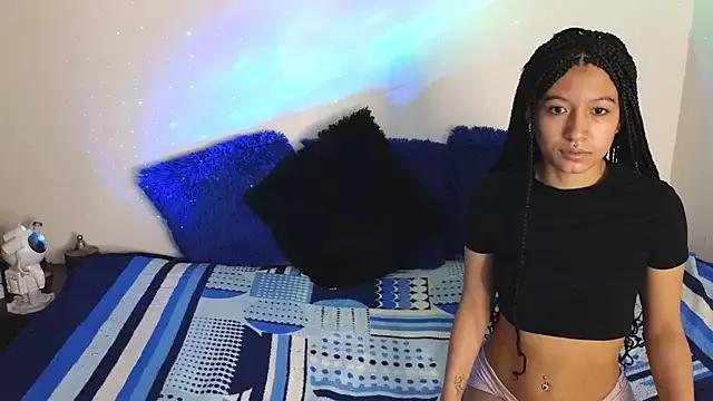 tony_and_sophia from StripChat is Freechat