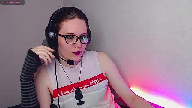 Explore our live girls sluts from our Custom and Multi clubs and checkout exclusive access to highly interactive content, such as shape, hair, titties, pussy type and many more.