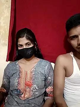 Photos of Trending_couple_1 from StripChat is Freechat