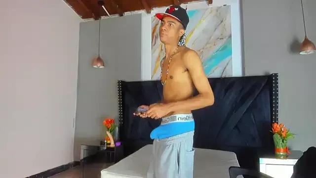 TREVOR_JAMESS webcams show profile image 