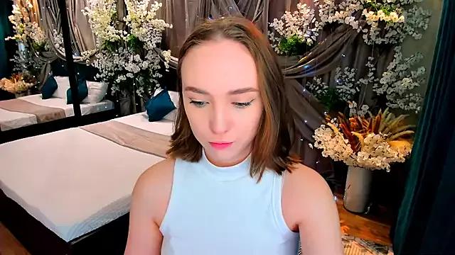 TrueReincarnation from StripChat is Freechat