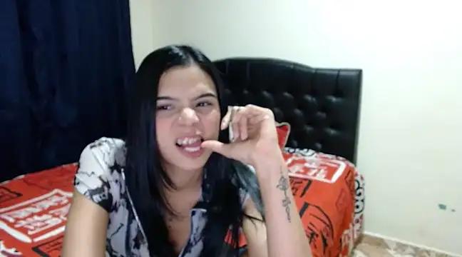 Explore our live girls sluts from our Custom and Multi clubs and checkout exclusive access to highly interactive content, such as shape, hair, titties, pussy type and many more.