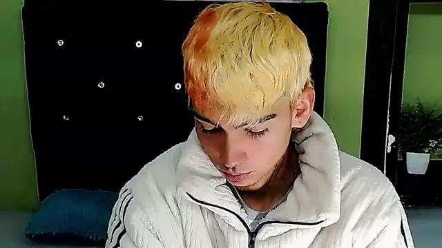 ttimy_x_boy from StripChat