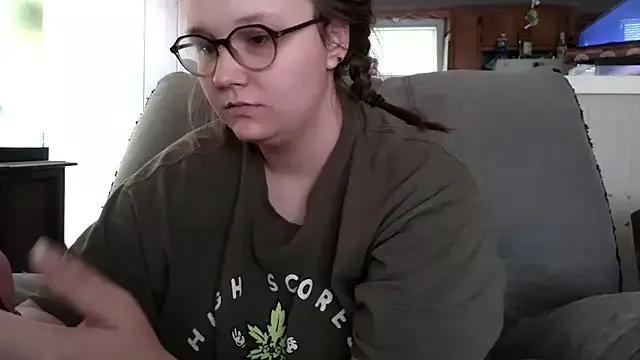 TurtleLady420 from StripChat