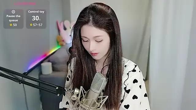 Tw_Sexynn from StripChat is Freechat