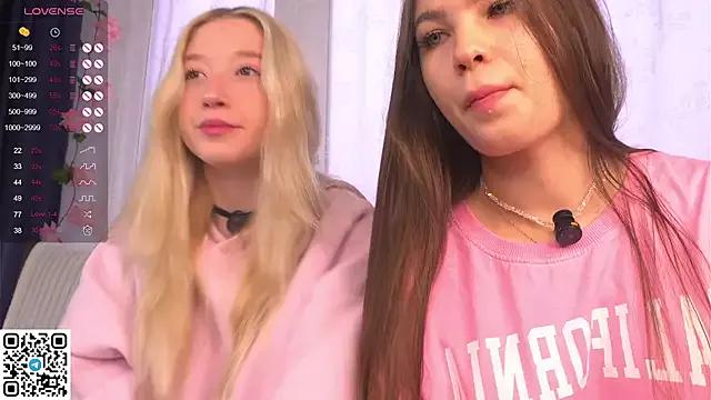 Explore our live girls sluts from our Custom and Multi clubs and checkout exclusive access to highly interactive content, such as shape, hair, titties, pussy type and many more.