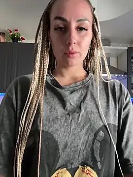 Explore our live girls sluts from our Custom and Multi clubs and checkout exclusive access to highly interactive content, such as shape, hair, titties, pussy type and many more.
