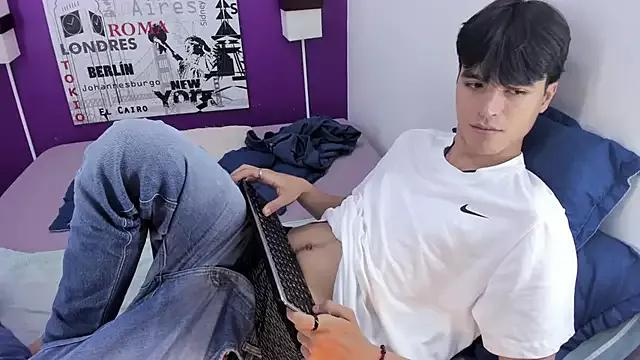 TylerMulber from StripChat is Freechat