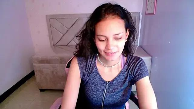 Tyna_ch webcams show profile image 