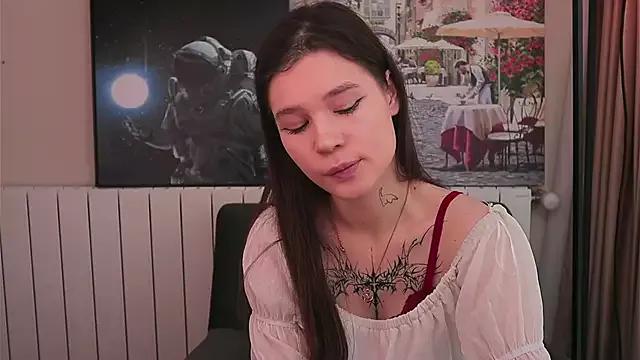 UdelaCatts from StripChat is Freechat