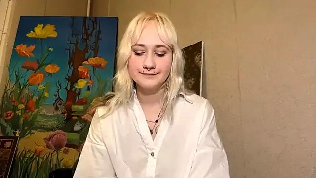 Explore our live girls sluts from our Custom and Multi clubs and checkout exclusive access to highly interactive content, such as shape, hair, titties, pussy type and many more.