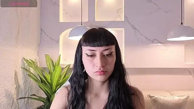 Explore our live girls sluts from our Custom and Multi clubs and checkout exclusive access to highly interactive content, such as shape, hair, titties, pussy type and many more.