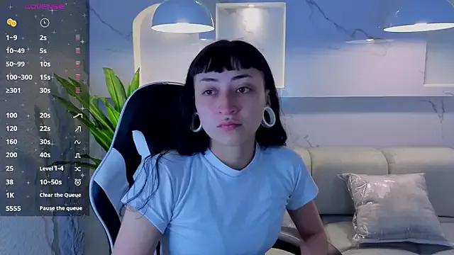 Ultraviolet_TP from StripChat is Freechat