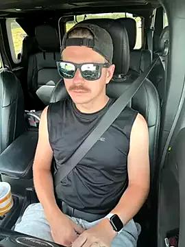 uncut_luke from StripChat