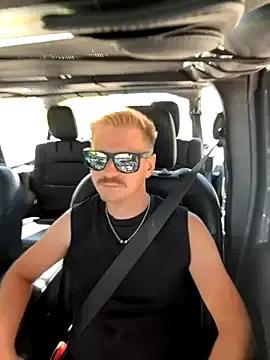 uncut_luke from StripChat