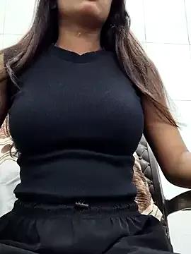 Up_Pari webcams show profile image 