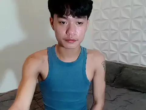 ur_little_secret from StripChat is Freechat