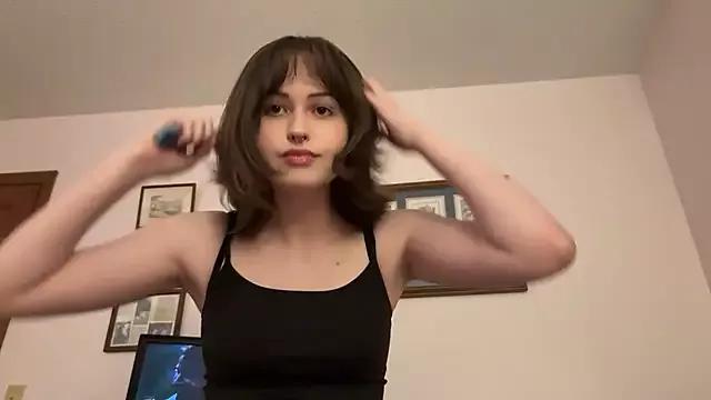 Explore our live girls sluts from our Custom and Multi clubs and checkout exclusive access to highly interactive content, such as shape, hair, titties, pussy type and many more.