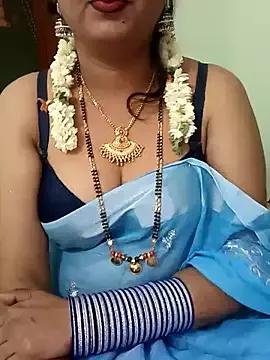 Urmila_555 webcams show profile image 
