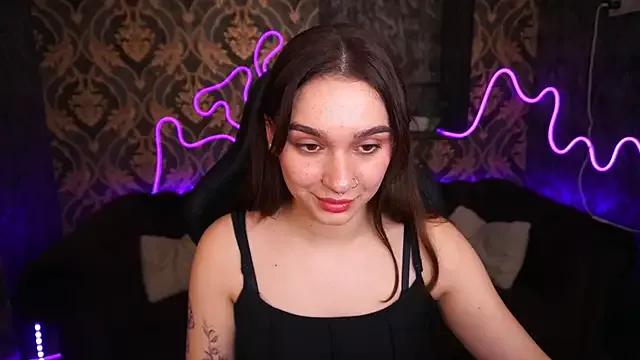 UrMuseOn from StripChat