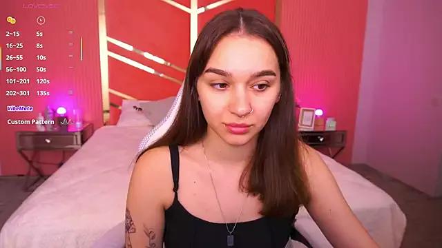 UrMuseOn from StripChat