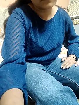 urrubybaby from StripChat