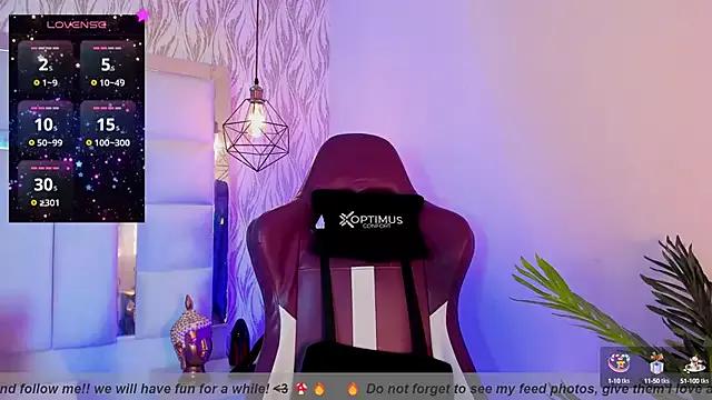 UwU_Alice from StripChat