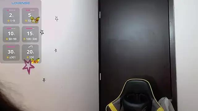 V1cky_ webcams show profile image 