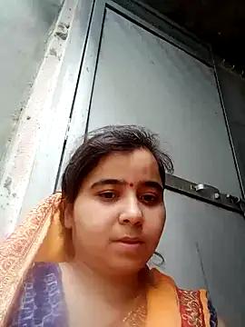 Vaani87 from StripChat
