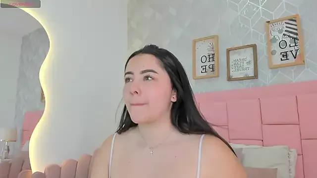 Vale_Hernandez0 webcams show profile image 