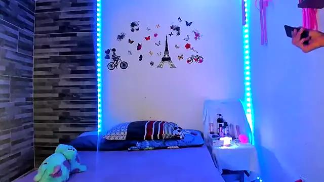 ValeBellanova from StripChat is Freechat