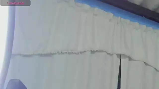 valentinaextreme from StripChat is Freechat
