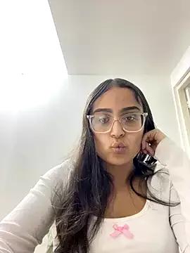 Valentinamoreno1946 from StripChat is Freechat