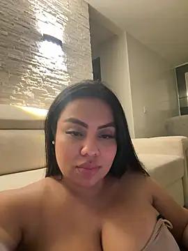 Explore our live girls sluts from our Custom and Multi clubs and checkout exclusive access to highly interactive content, such as shape, hair, titties, pussy type and many more.